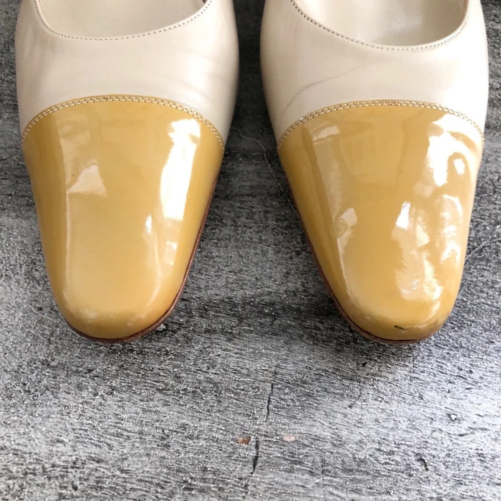 Salvatore Ferragamo Vintage Nude Color Block Heels - Picture 6 of 13